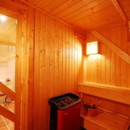 Rorbu With Sauna And Steam. Apartment Henningsvaer