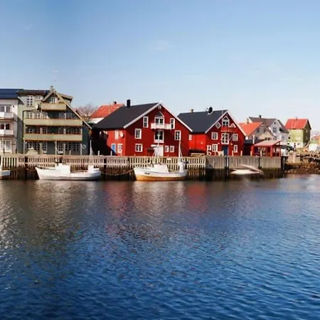 Rorbu With Sauna And Steam. Henningsvaer