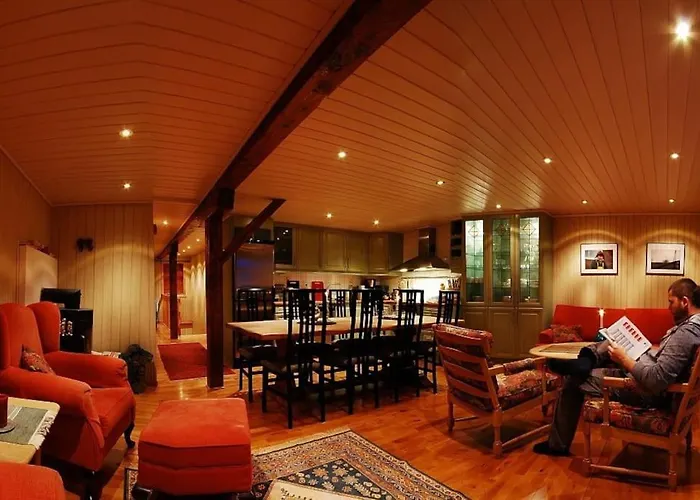 Rorbu With Sauna And Steam. Apartmán Henningsvaer